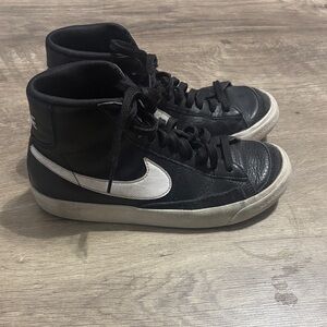 Nike Black and White Classic Sneakers